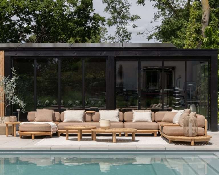 The Wellness Gardens villatuin met Starline zwembad en buitendouche (6)
